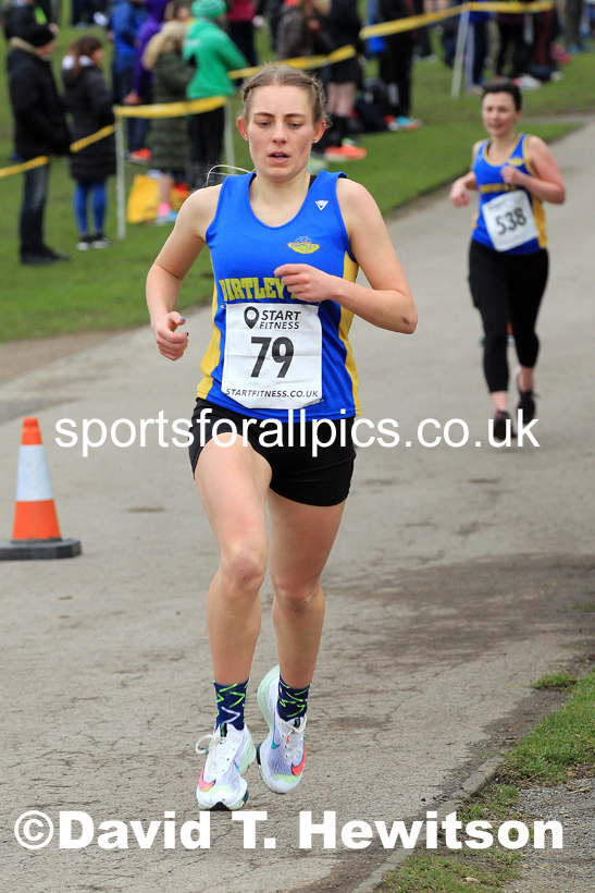 Senior women and veteran women and men over-50s NECAA Road Relay Champs., Hetton Lyons Park, Hetton le Hole, County Durham. Photo: David T. Hewitson/Sports for All Pics